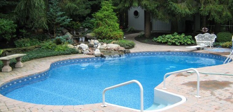 Andressi Pool & Spa, llc The Inground Pool Liner Specialists – Safety Mesh Covers – Spa Service – Rochester, New York – Tel. 585-737-9201